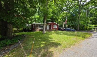 5 LakeView Dr S, Alloway, NJ 07419