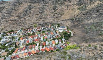 1482 Honokahua St, Honolulu, HI 96825