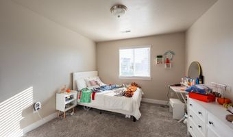 757 W GALLANT Dr, Bluffdale, UT 84065