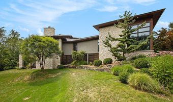 307 Windy Crest Dr, Ann Arbor, MI 48105