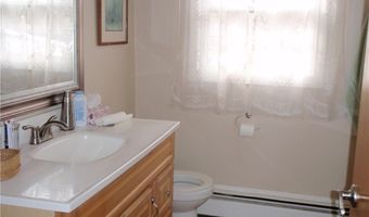 11 Kennedy Dr, Coventry, RI 02816