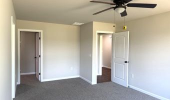 100 FAIRFAX Ln 82, Dover, DE 19901