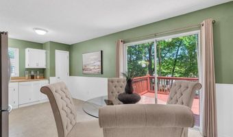 363 Windyoak Dr, Ballwin, MO 63021
