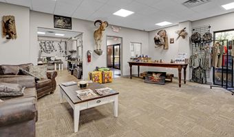 282 Veterans Pkwy, Barnesville, GA 30204