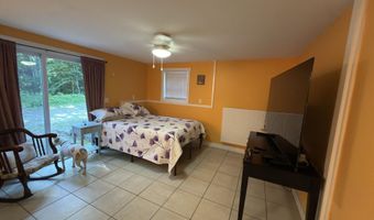 14 Wards Hill Rd, Baldwin, ME 04091