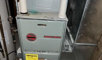 2499 Crestwood Dr, Adrian, MI 49221