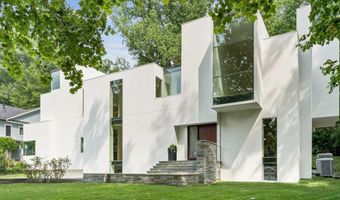 7405 HELMSDALE Rd, Bethesda, MD 20817