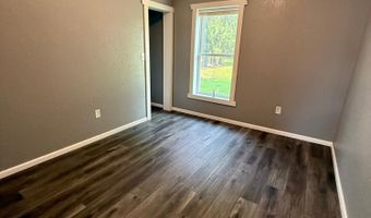 504 FREIBURGER Ave, Antigo, WI 54409