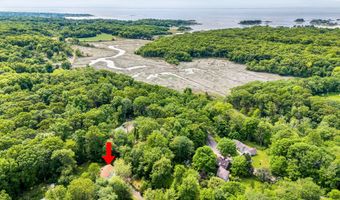 21 Quarry Rd, Branford, CT 06405