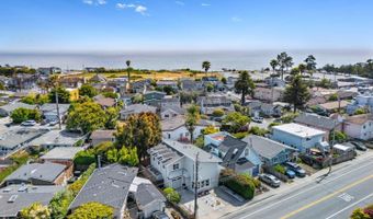 227 Center Ave, Aptos, CA 95003