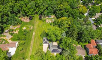 1516 Arborview Blvd, Ann Arbor, MI 48103
