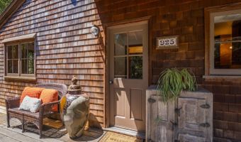 925 Old Farm Ln, Aptos, CA 95003