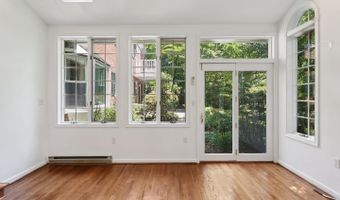 5110 DUVALL Dr, Bethesda, MD 20816