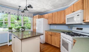 2985 Mendon Rd, Cumberland, RI 02864