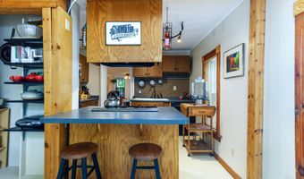 1118 Jenifer St, Madison, WI 53703