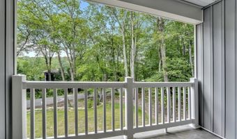 305 Mountainside Dr, Alloway, NJ 07422