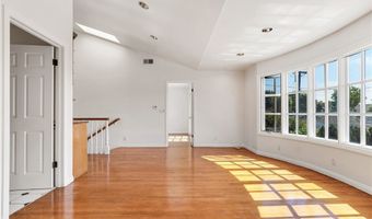 7029 Arizona Ave, Los Angeles, CA 90045