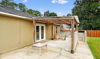 14916 Dismuke Dr, Biloxi, MS 39532