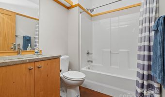 525 Wood Thrush Ct, Arden, NC 28704