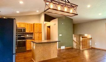 2110 Darling Ave E, Alexandria, MN 56308