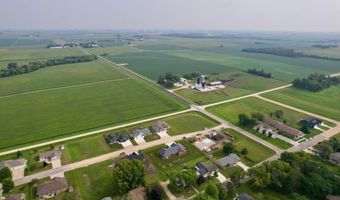 406 Vangsness St, Adams, MN 55909