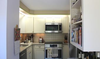 55 Liberty St, Chester, CT 06412