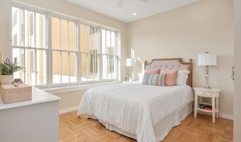 10339 OLD GEORGETOWN Rd 517, Bethesda, MD 20814