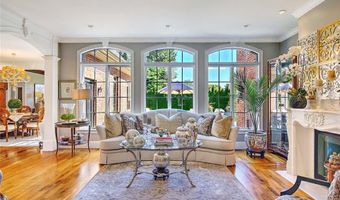 4 Pine Tree Ln, Lincoln, RI 02865