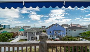 202 Dobbs St C, Atlantic Beach, NC 28512