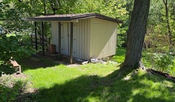 206 S MAIN St, Albion, PA 16401