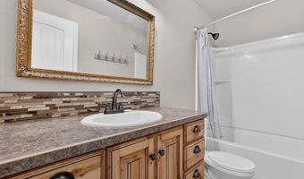 1070 Patriot St, Chubbuck, ID 83202