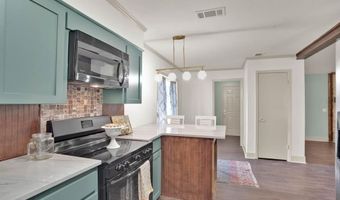 4618 Palmetto Rd, Benton, LA 71006