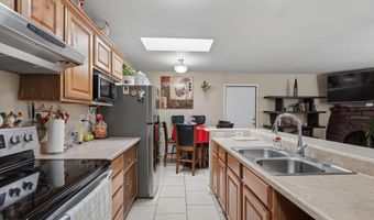 259 La Vida Nueva Del Oeste SW, Albuquerque, NM 87105