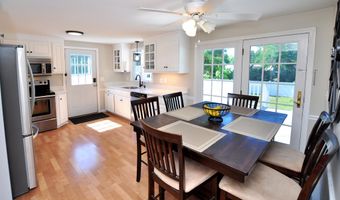 65 Council Ring Dr, Bristol, CT 06010