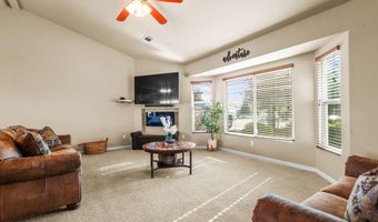 2606 Sapphire Ln, Anderson, CA 96007