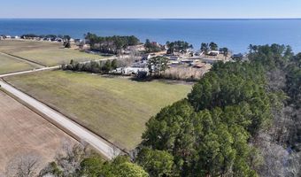 Creek Place Road, Arapahoe, NC 28510