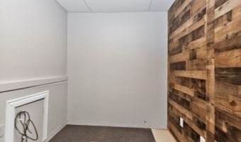 41 Chestnut St, Amsterdam, NY 12010