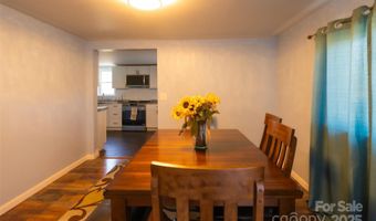 129 Lakeview Dr, Blacksburg, SC 29702