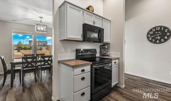 13584 Leppert St, Caldwell, ID 83607