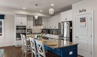 533 COOK St, Delaware City, DE 19706