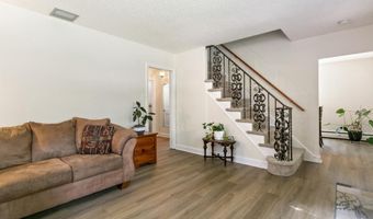 117 W WAYNE Ave, Aldan, PA 19018