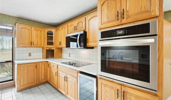 14333 Meranda Rd, Anna, OH 45302
