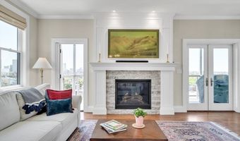 284 Bunker Hill St 4, Boston, MA 02129