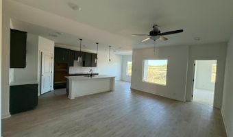 186 Peeps Ct, Adkins, TX 78101