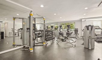 5005 BATTERY Ln #1, Bethesda, MD 20814