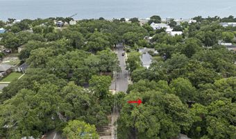 175 Saint Charles Ave, Biloxi, MS 39530