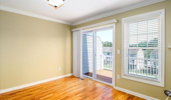 702 Sienna Dr 702, Danbury, CT 06810
