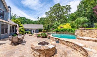 105 Stonewood Trl, Ball Ground, GA 30107