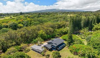 965 Hog Back Rd, Haiku, HI 96708