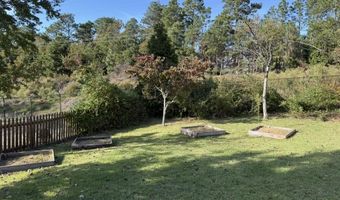 124 Lightwater Dr, Aberdeen, NC 28315